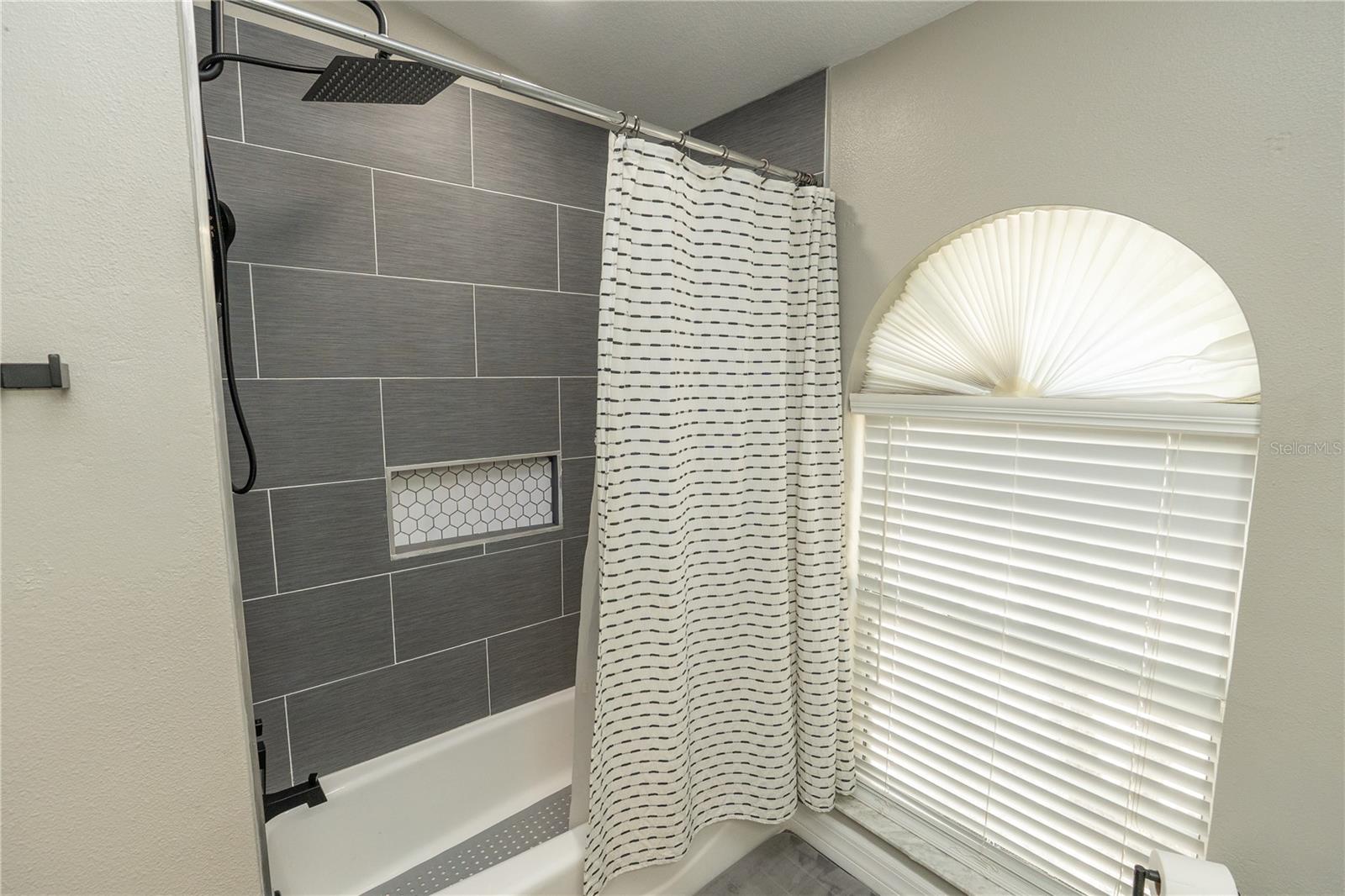 Image 25 of 41 For 6 Fir Drive Trace