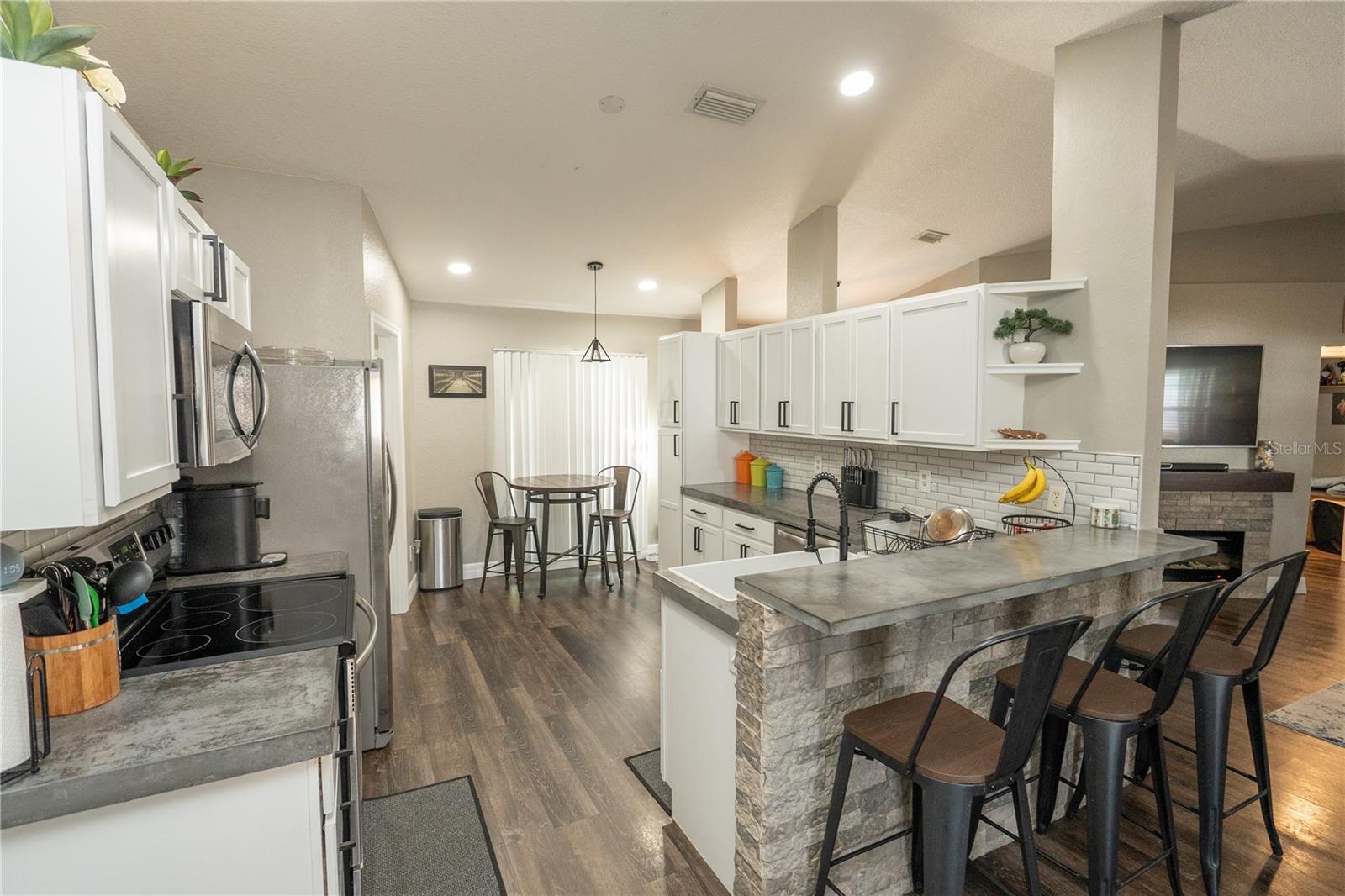 Image 9 of 41 For 6 Fir Drive Trace