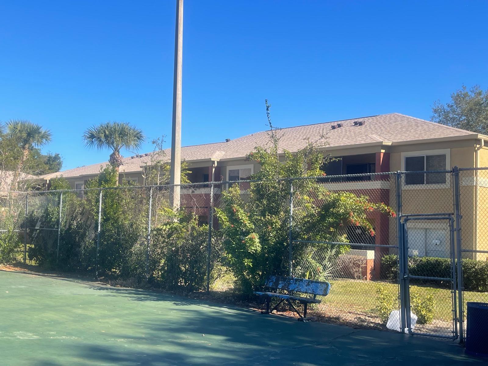 Image 22 of 24 For 646 Kenwick Circle 205