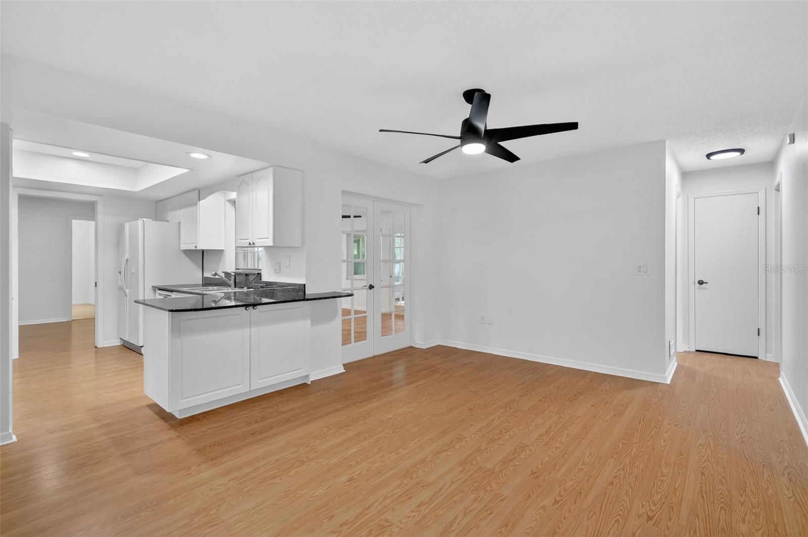 Image 11 of 36 For 3450 Laurel Drive