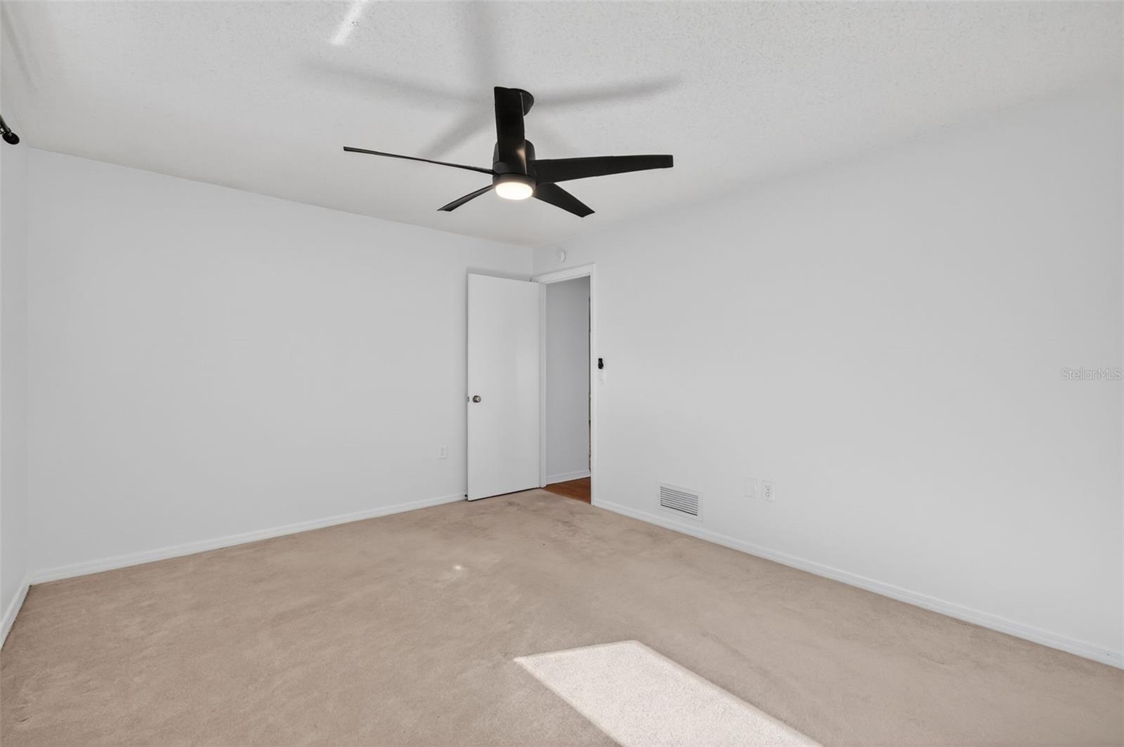 Image 13 of 36 For 3450 Laurel Drive