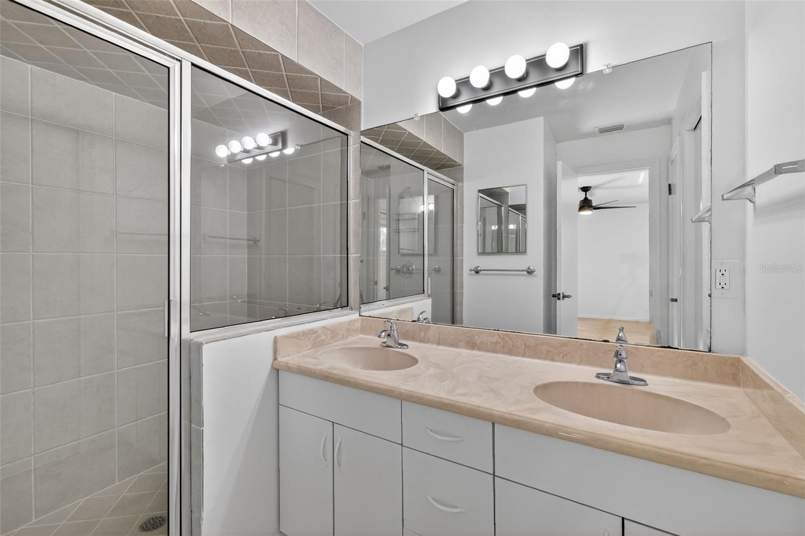 Image 14 of 36 For 3450 Laurel Drive