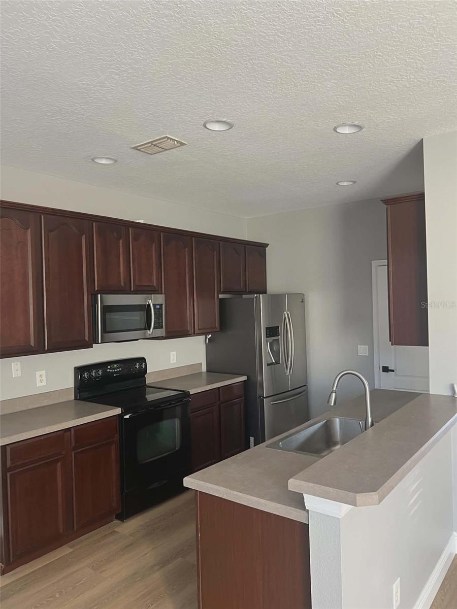 Image 10 of 16 For 2311 J Lawson Boulevard