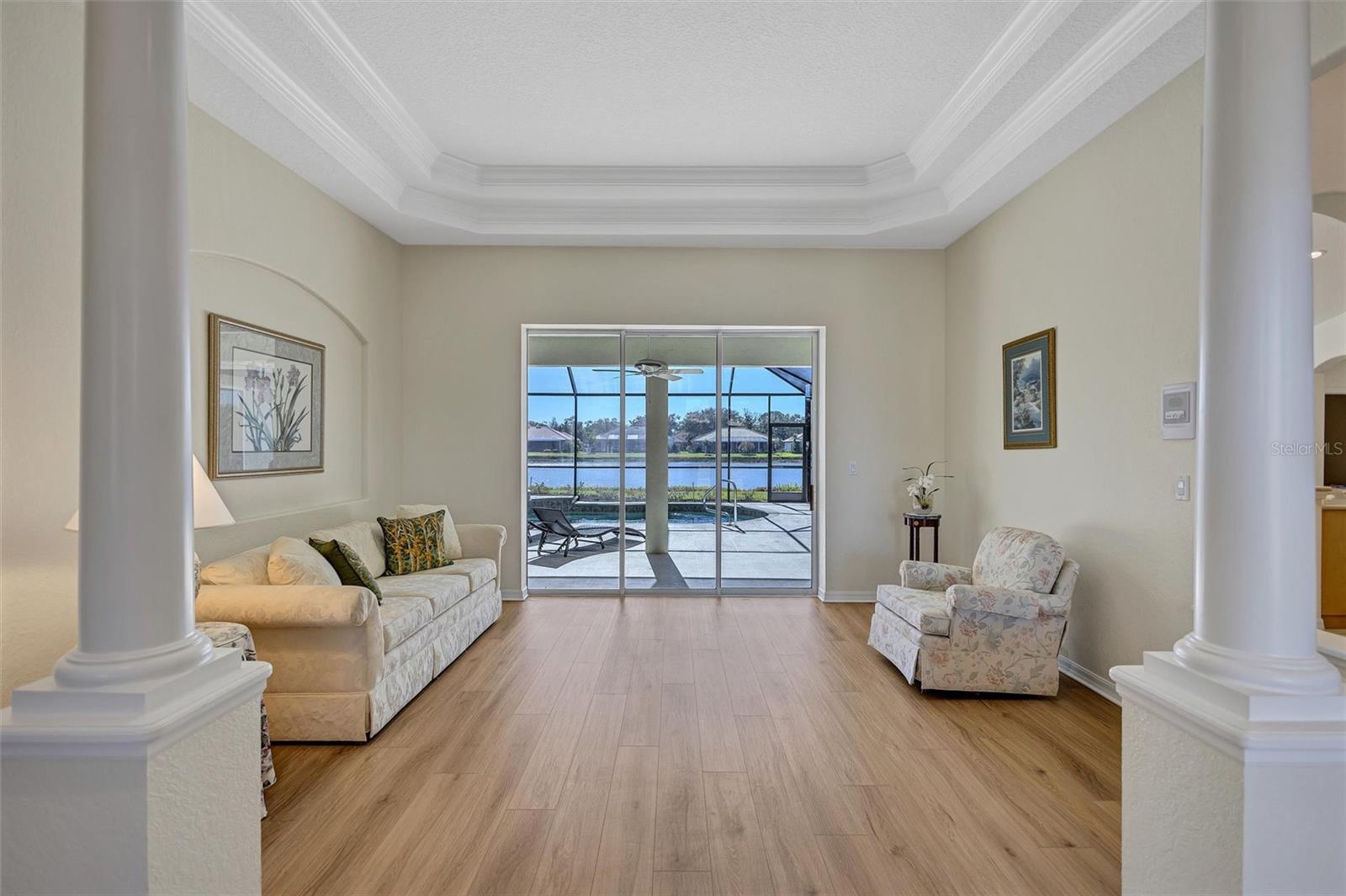 Image 12 of 61 For 5484 Oak Crest Boulevard