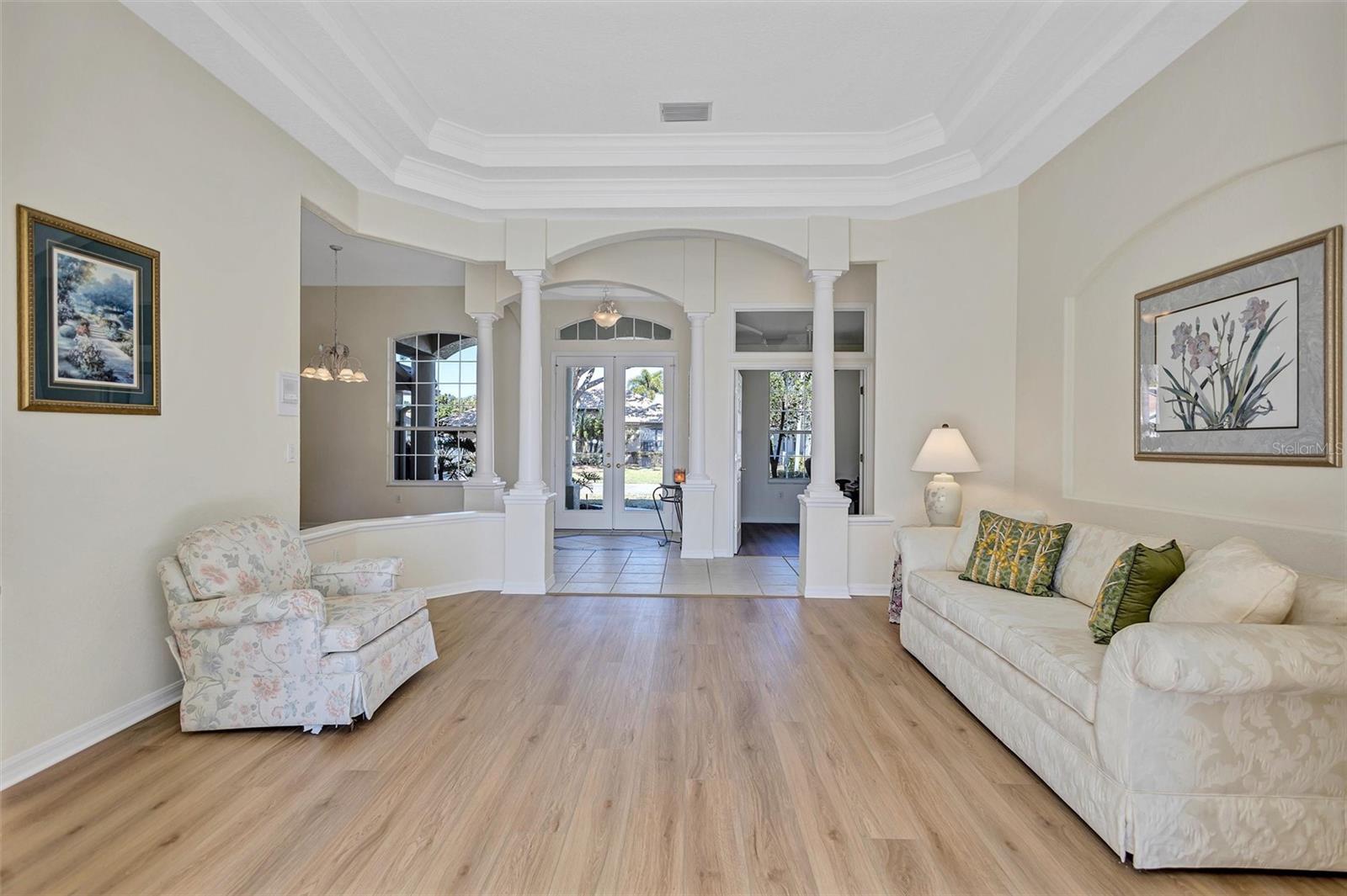 Image 13 of 61 For 5484 Oak Crest Boulevard