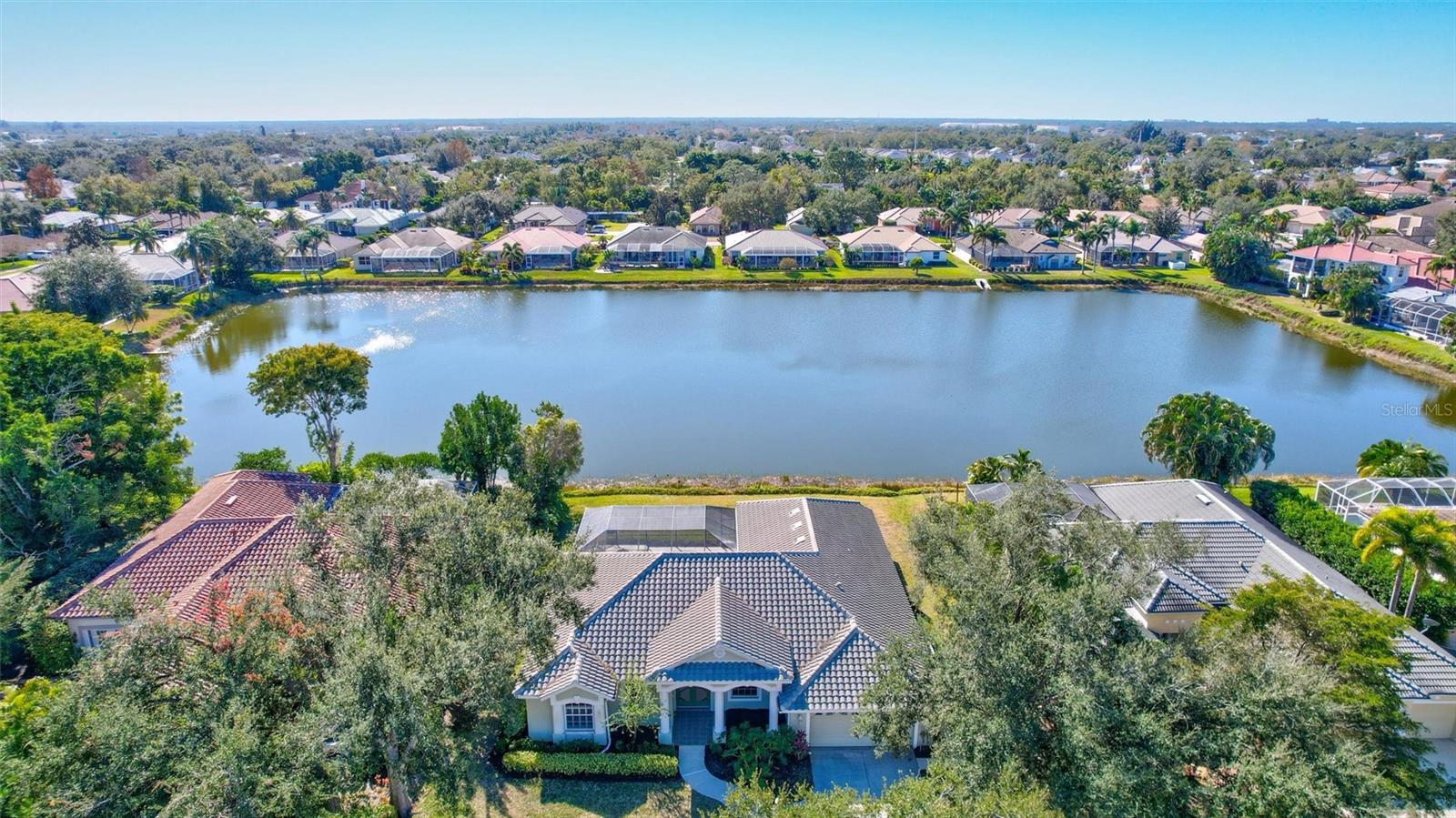 Image 4 of 61 For 5484 Oak Crest Boulevard