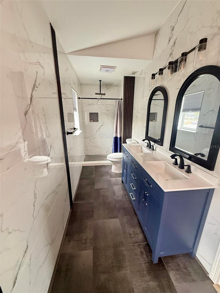 Image 21 of 29 For 106 Spanish Hills Court