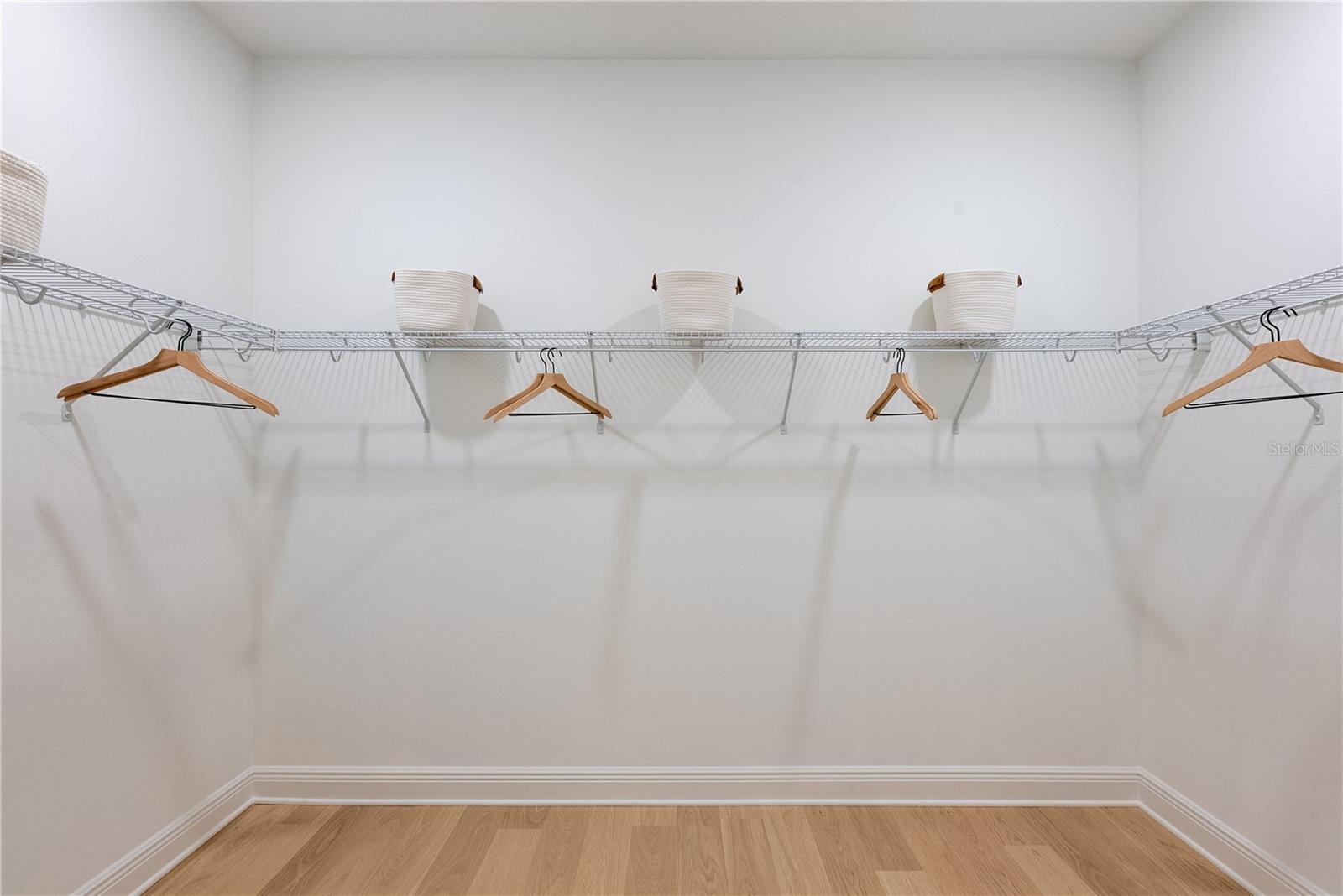 Image 19 of 19 For 17811 Broadleaf Loop