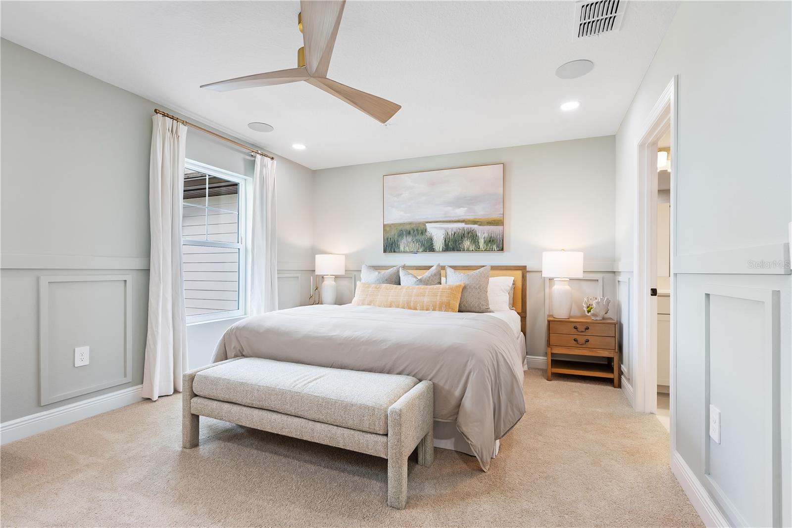 Image 8 of 13 For 17817 Broadleaf Loop