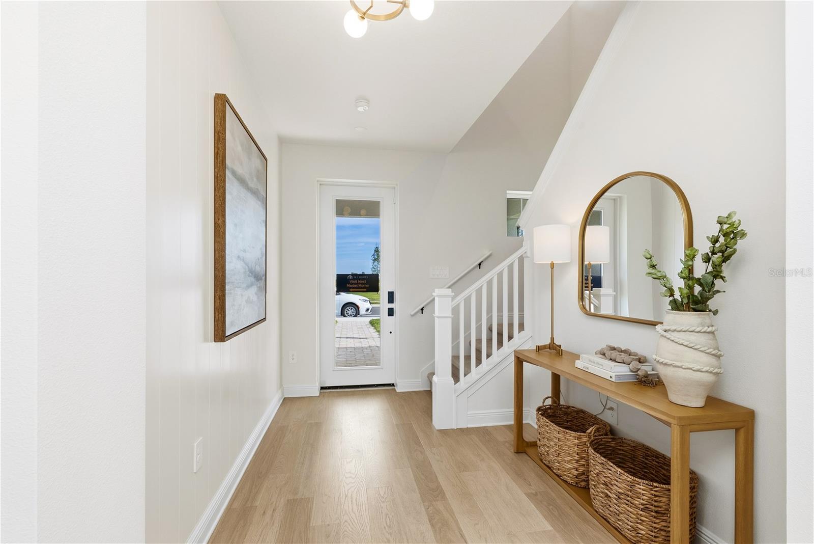 Image 4 of 19 For 17841 Broadleaf Loop