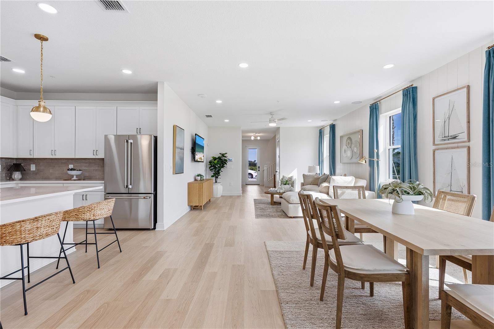 Image 5 of 19 For 17841 Broadleaf Loop