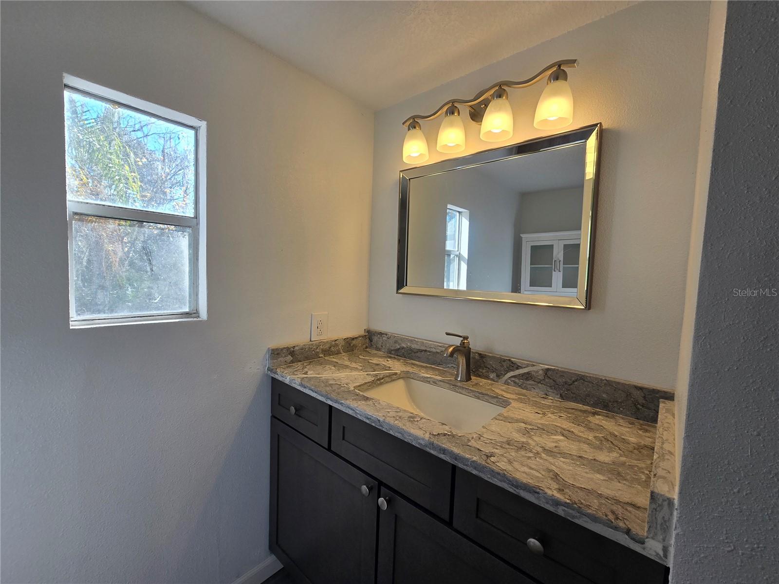 Image 15 of 21 For 43541 Dixie Drive