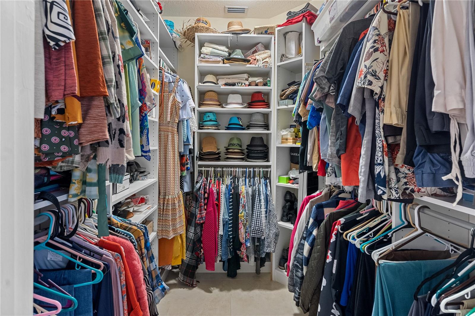 Image 21 of 31 For 3246 River Branch Circle 0