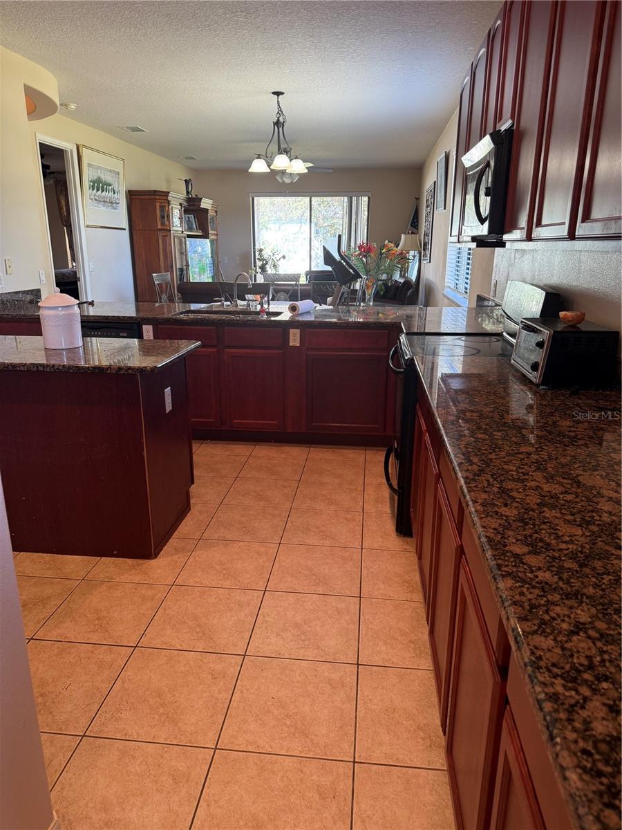 Image 14 of 55 For 3101 Swingle Drive