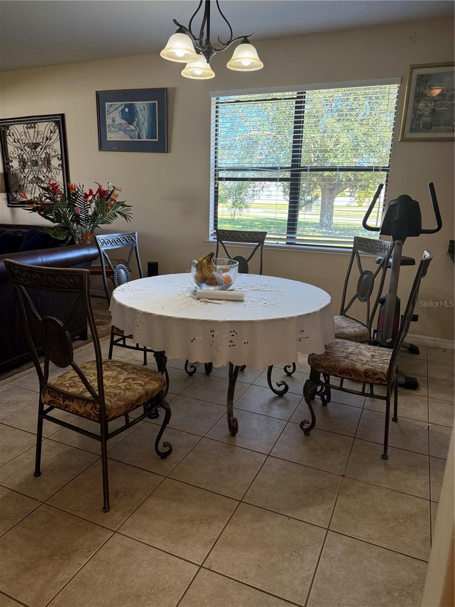 Image 19 of 55 For 3101 Swingle Drive