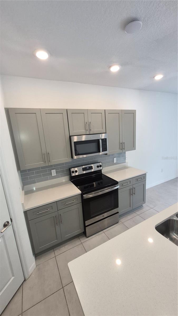 Image 6 of 7 For 3563 Davenport Creek Court