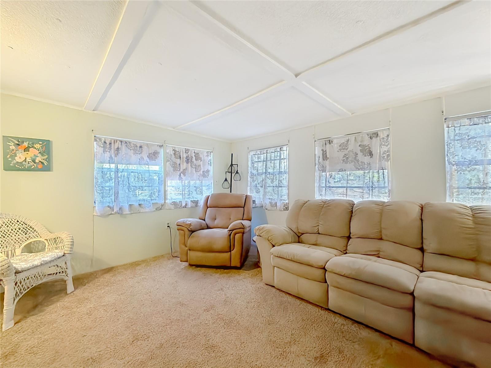 Image 27 of 52 For 3175 162nd Street