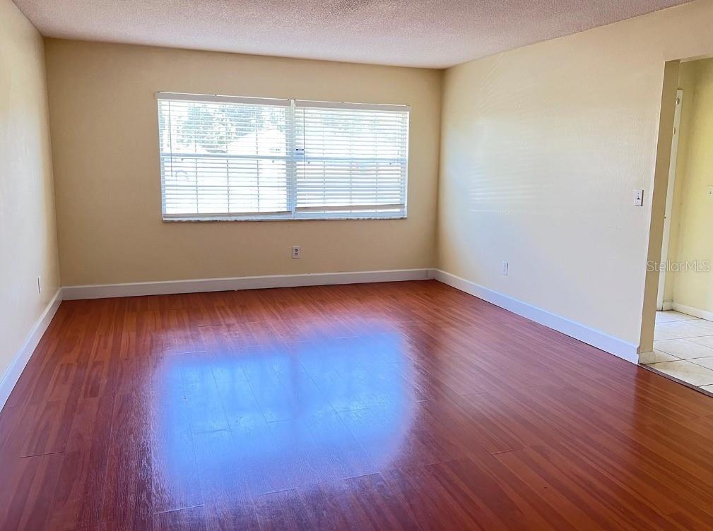 Image 4 of 6 For 658 Cortez Circle