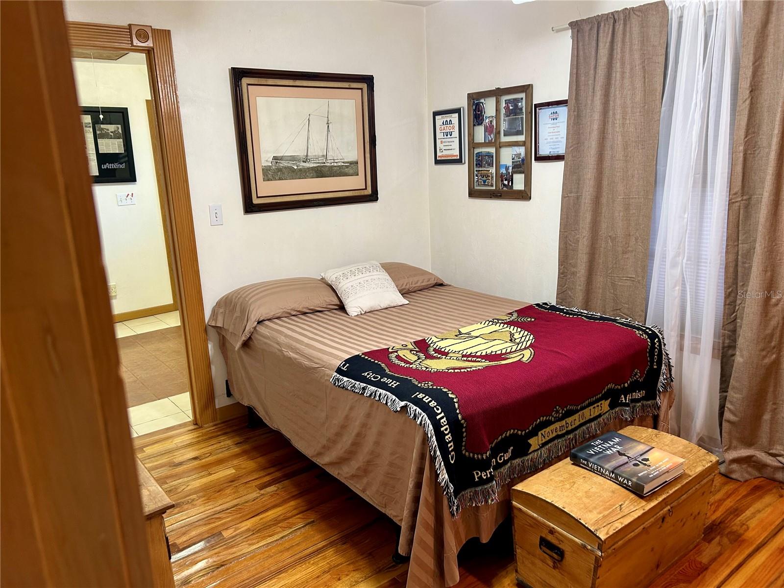 Image 21 of 48 For 55730 Holiday Circle