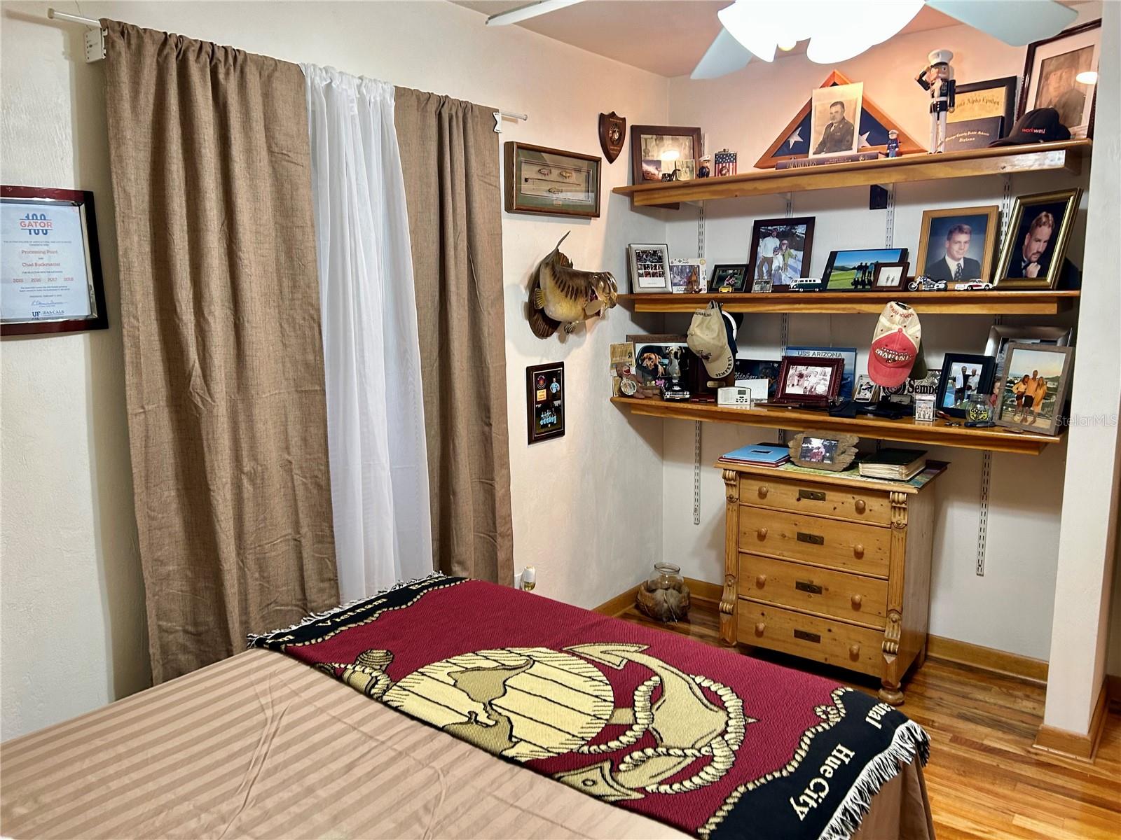 Image 22 of 48 For 55730 Holiday Circle