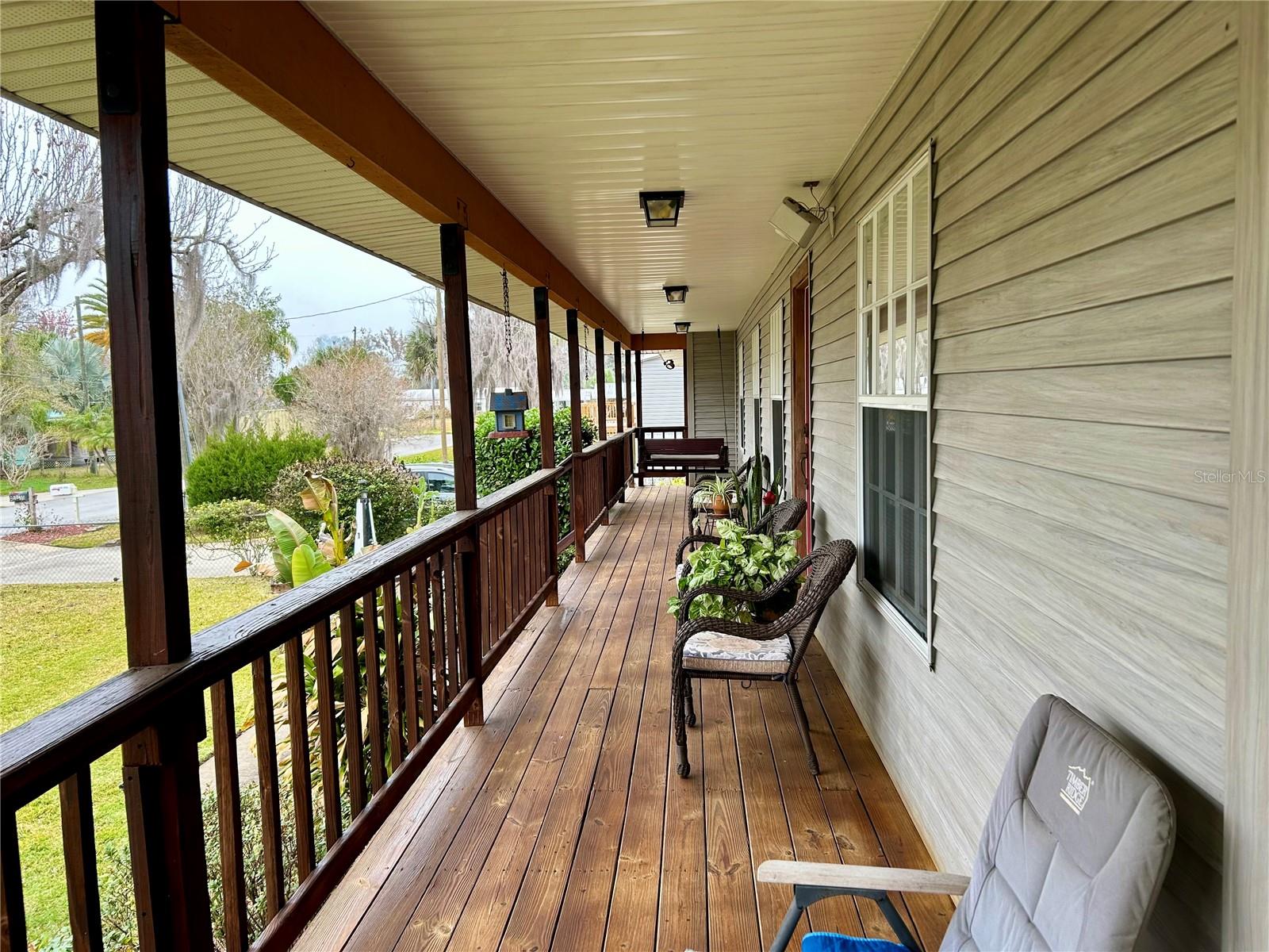 Image 28 of 48 For 55730 Holiday Circle