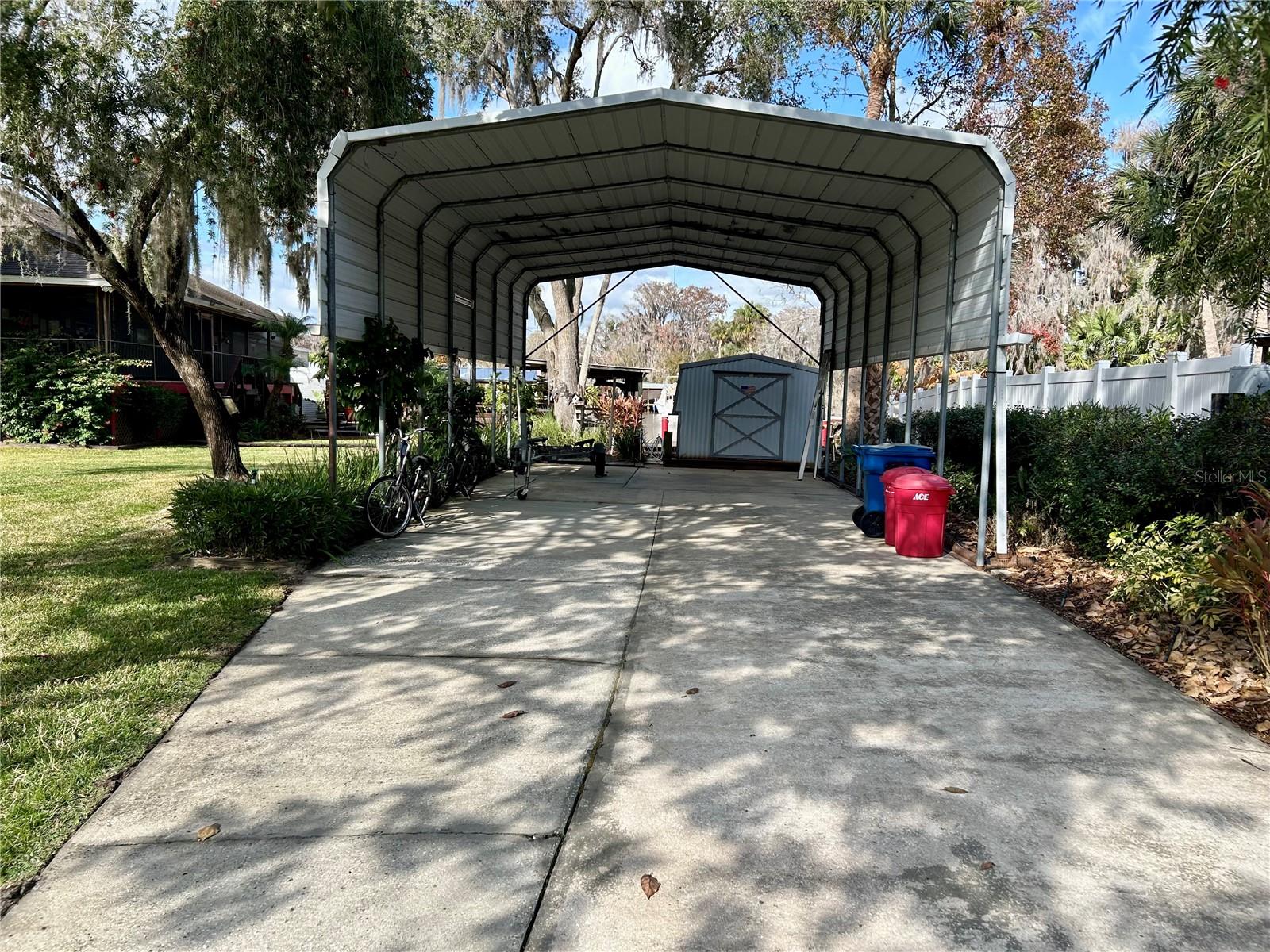 Image 36 of 48 For 55730 Holiday Circle