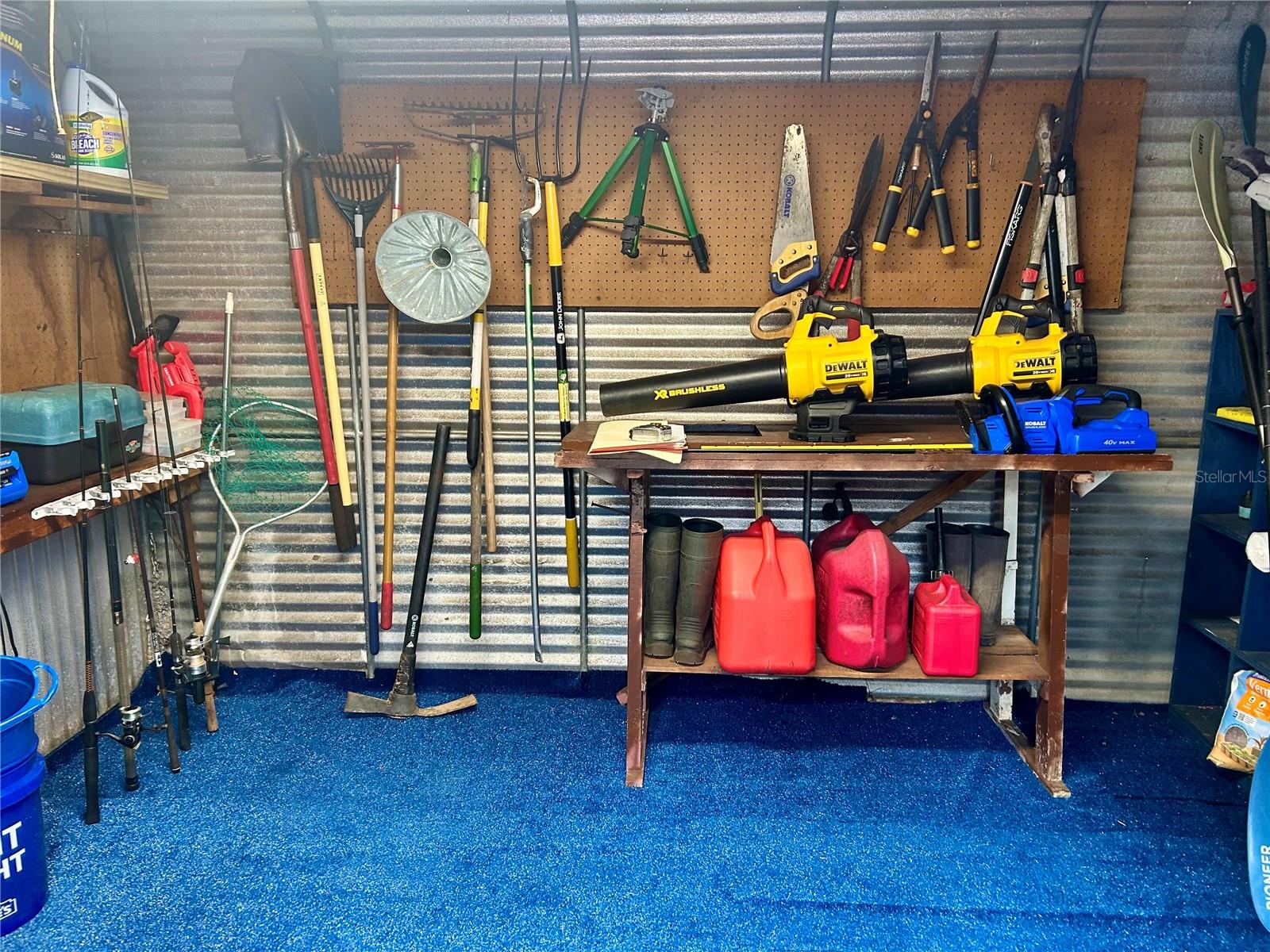 Image 40 of 48 For 55730 Holiday Circle