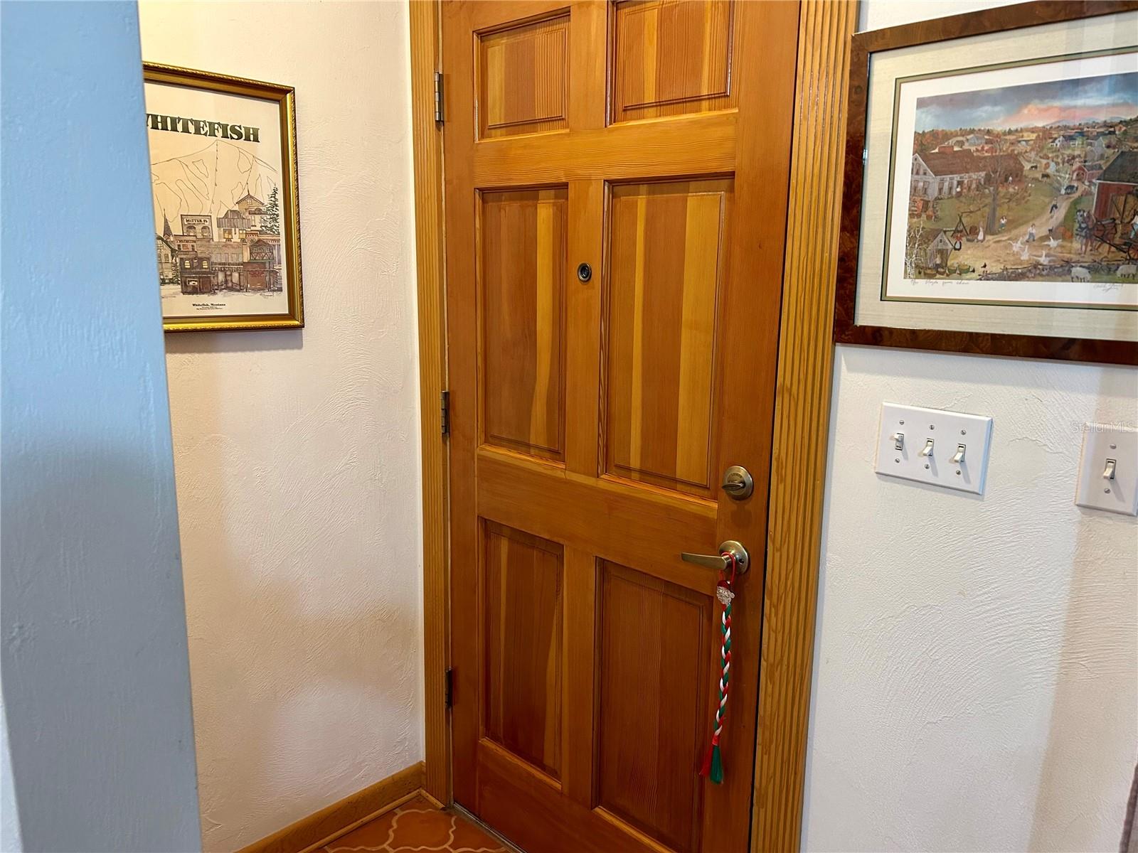 Image 6 of 48 For 55730 Holiday Circle