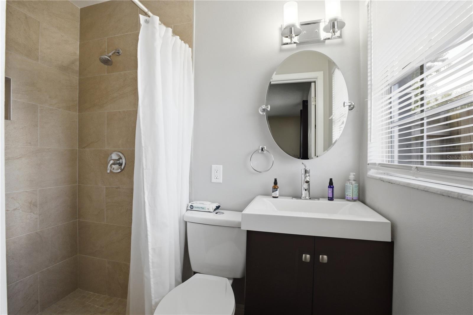 Image 27 of 34 For 1107 Alfred Drive