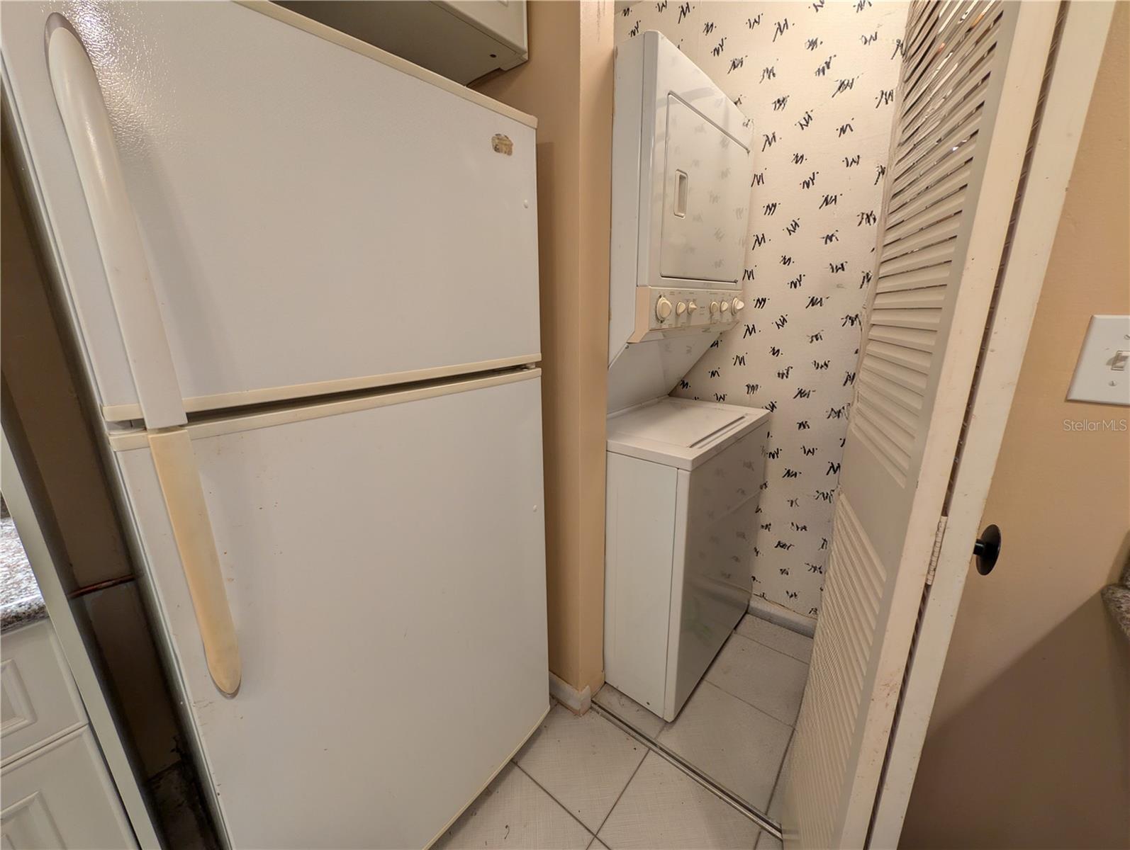 Image 8 of 19 For 6080 44th Street 301