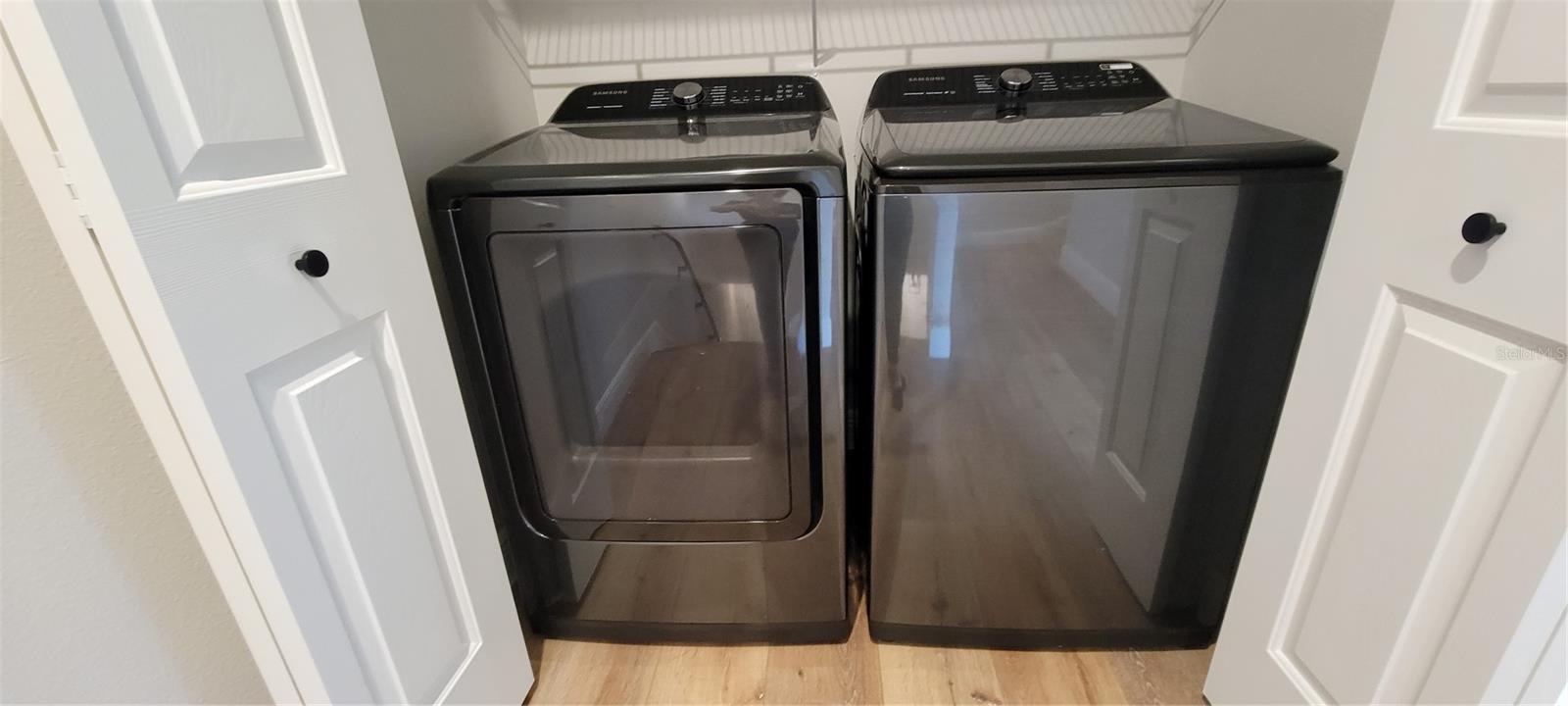 Image 19 of 22 For 3806 Parkridge Circle 21-105