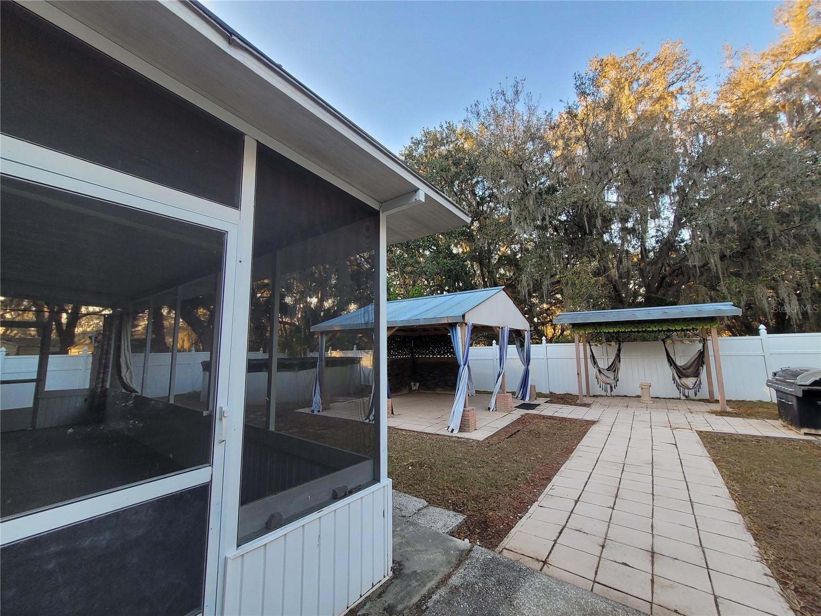 Image 42 of 55 For 4814 Myrtle View Drive N