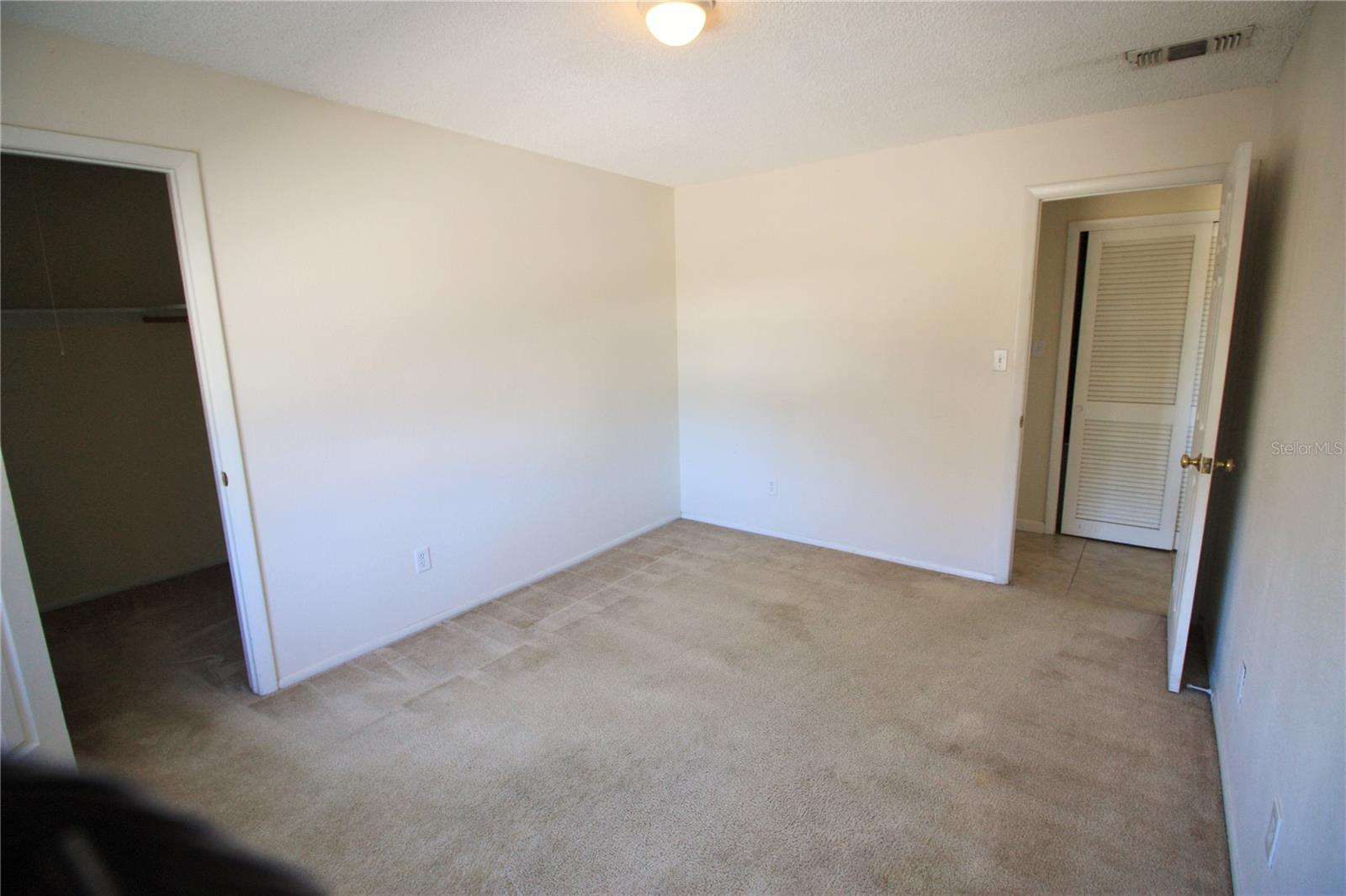 Image 12 of 23 For 1380 Indiana Avenue 3