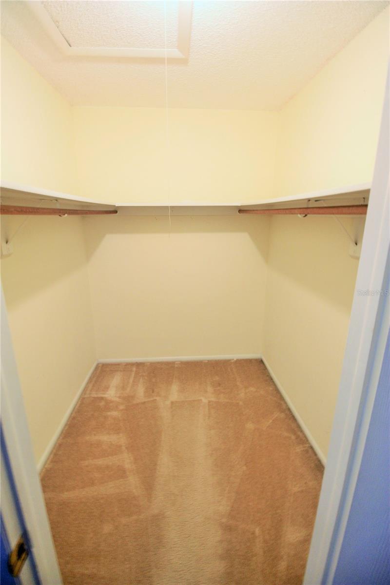 Image 13 of 23 For 1380 Indiana Avenue 3