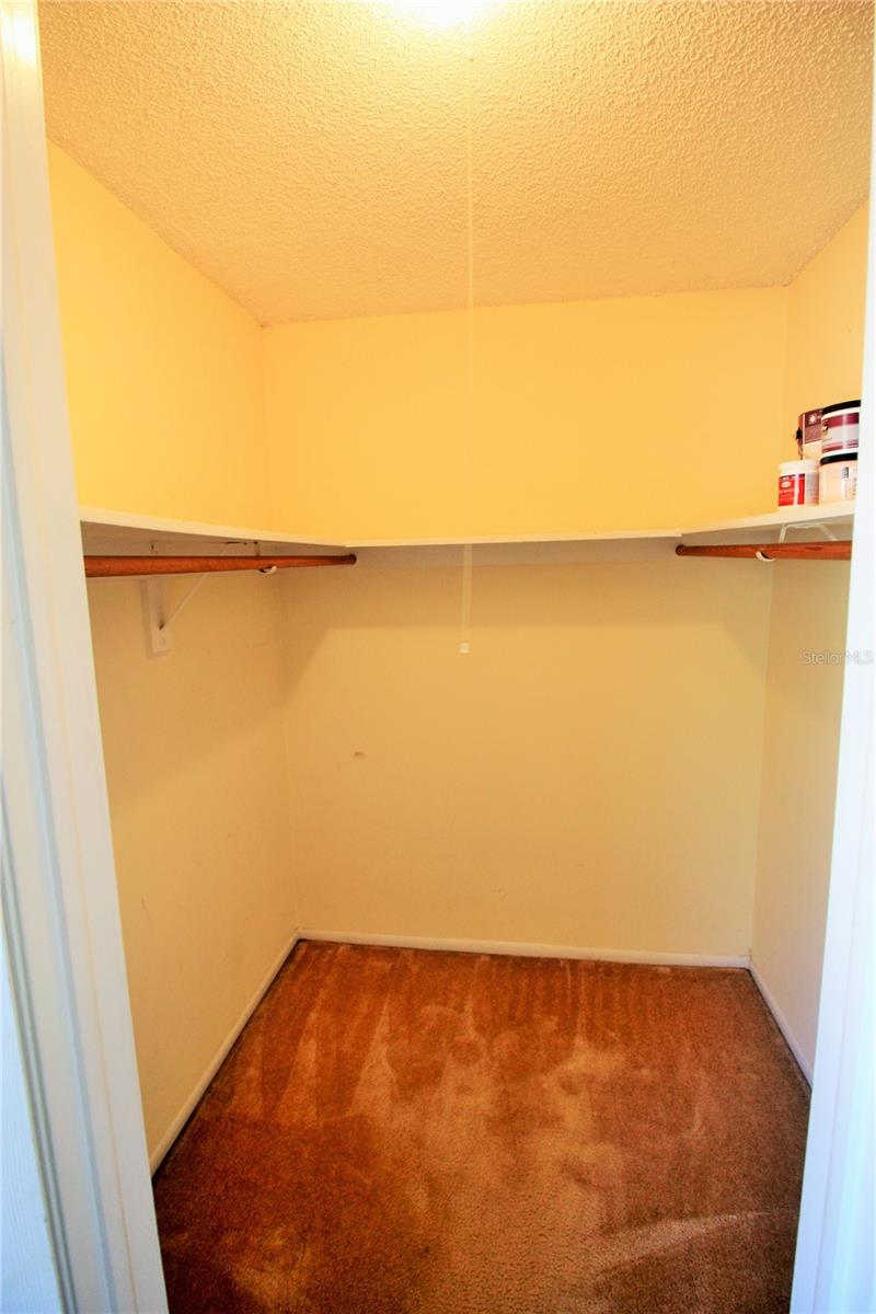 Image 18 of 23 For 1380 Indiana Avenue 3