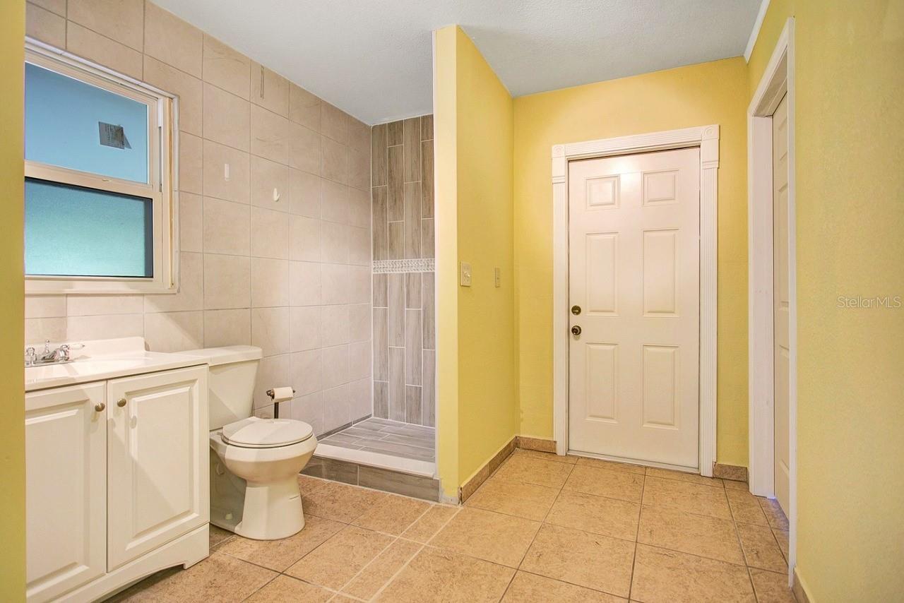 Image 8 of 25 For 804 Osceola Trail