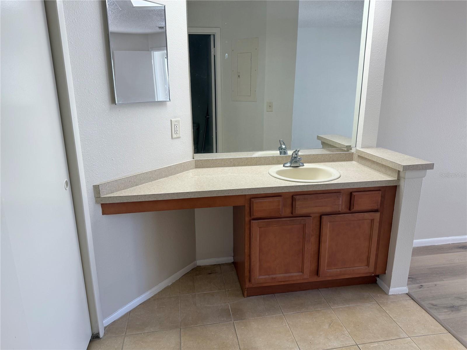 Image 9 of 15 For 7522 Sugar Bend Drive 7522