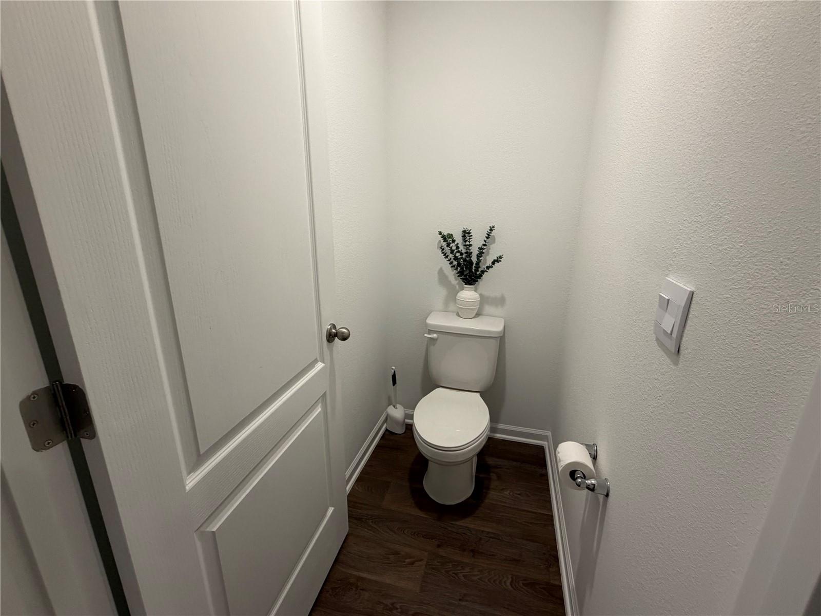 Image 19 of 27 For 47 Springwood Drive