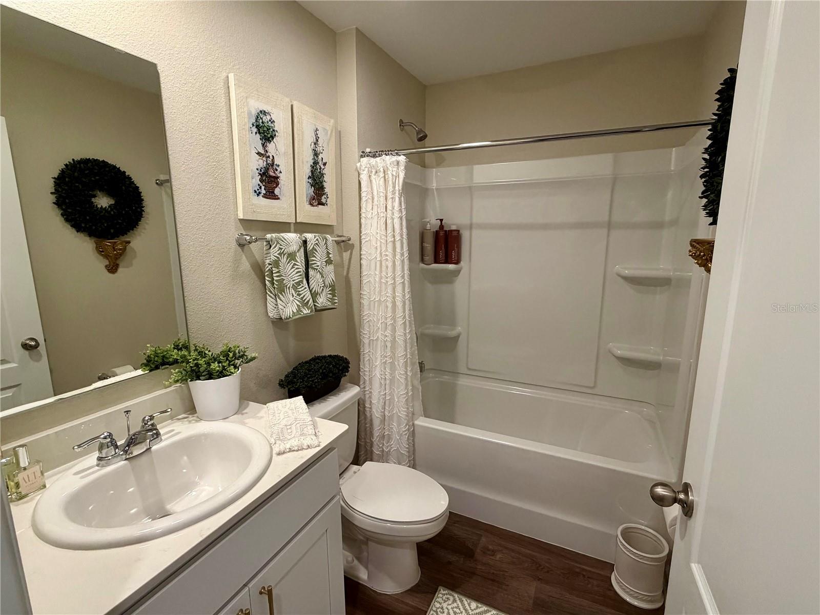 Image 23 of 27 For 47 Springwood Drive