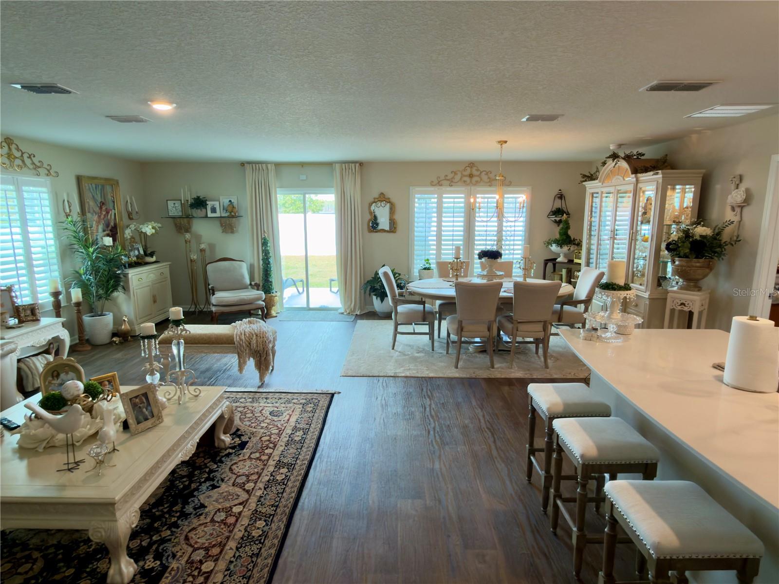 Image 6 of 27 For 47 Springwood Drive