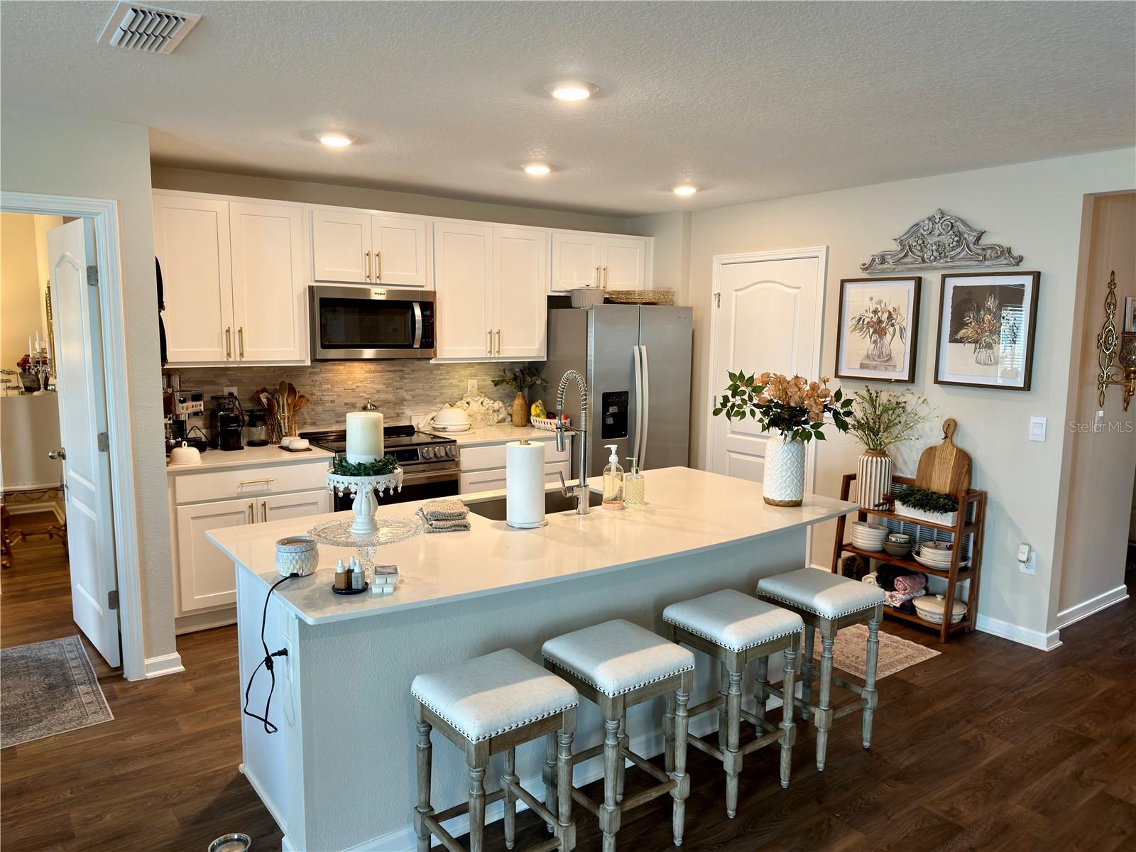 Image 8 of 27 For 47 Springwood Drive