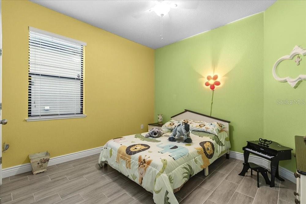 Image 22 of 45 For 941 Rimini Drive