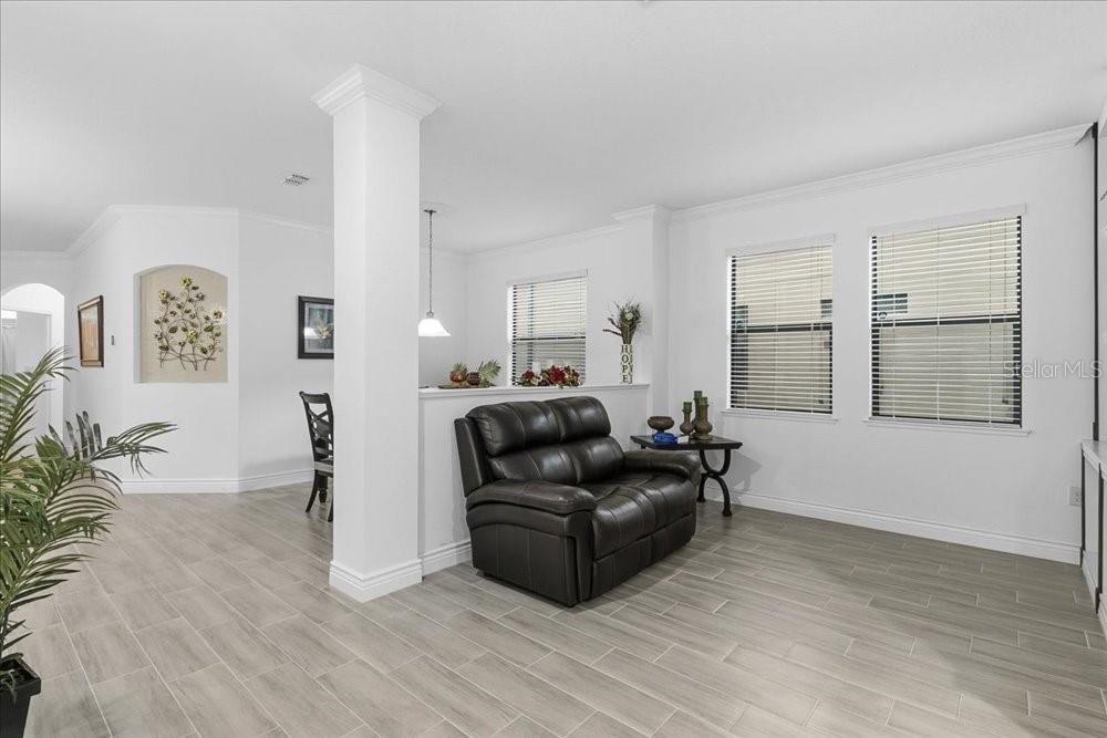 Image 6 of 45 For 941 Rimini Drive