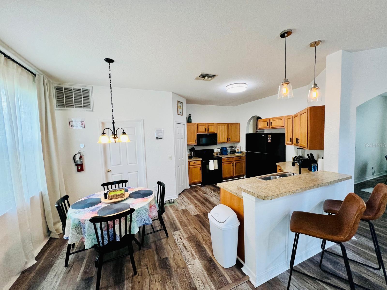 Image 11 of 37 For 254 Gleneagles Drive