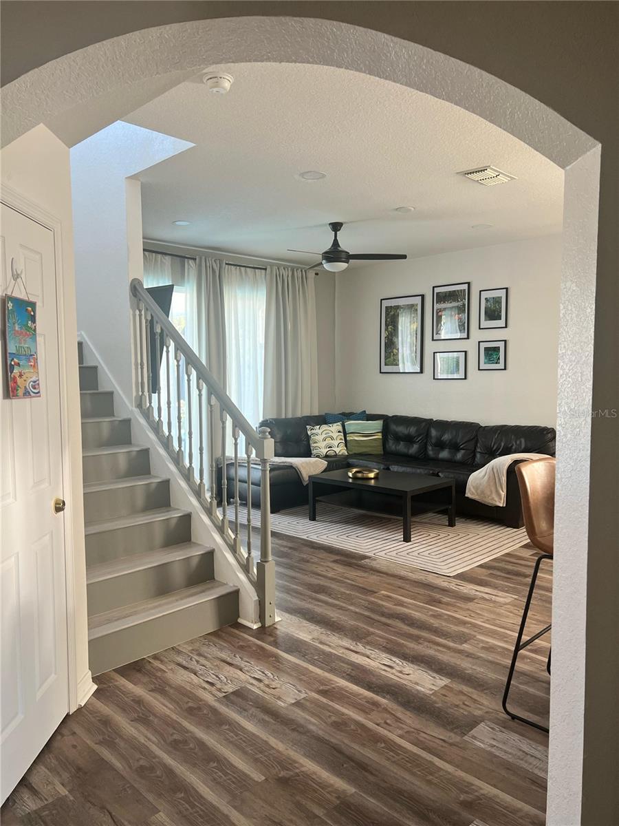 Image 5 of 37 For 254 Gleneagles Drive