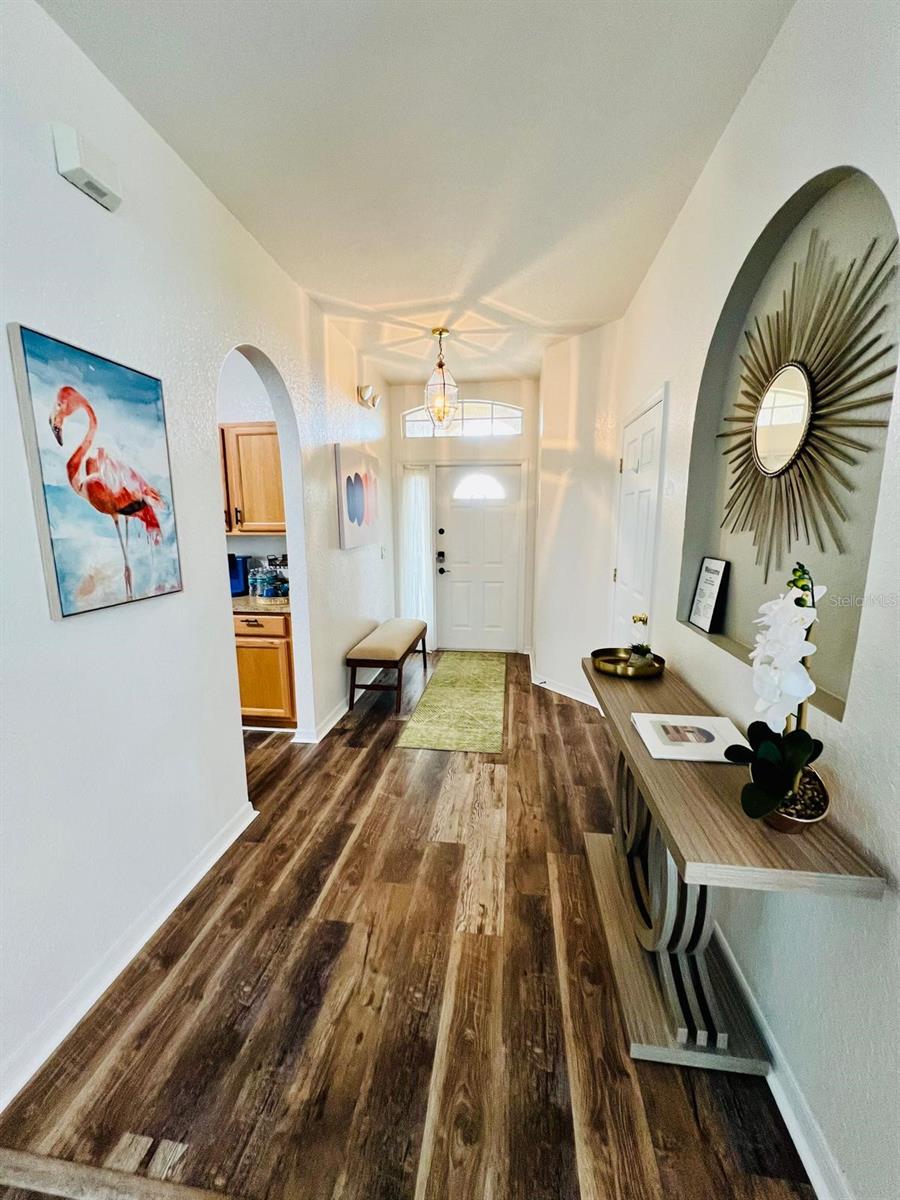 Image 6 of 37 For 254 Gleneagles Drive