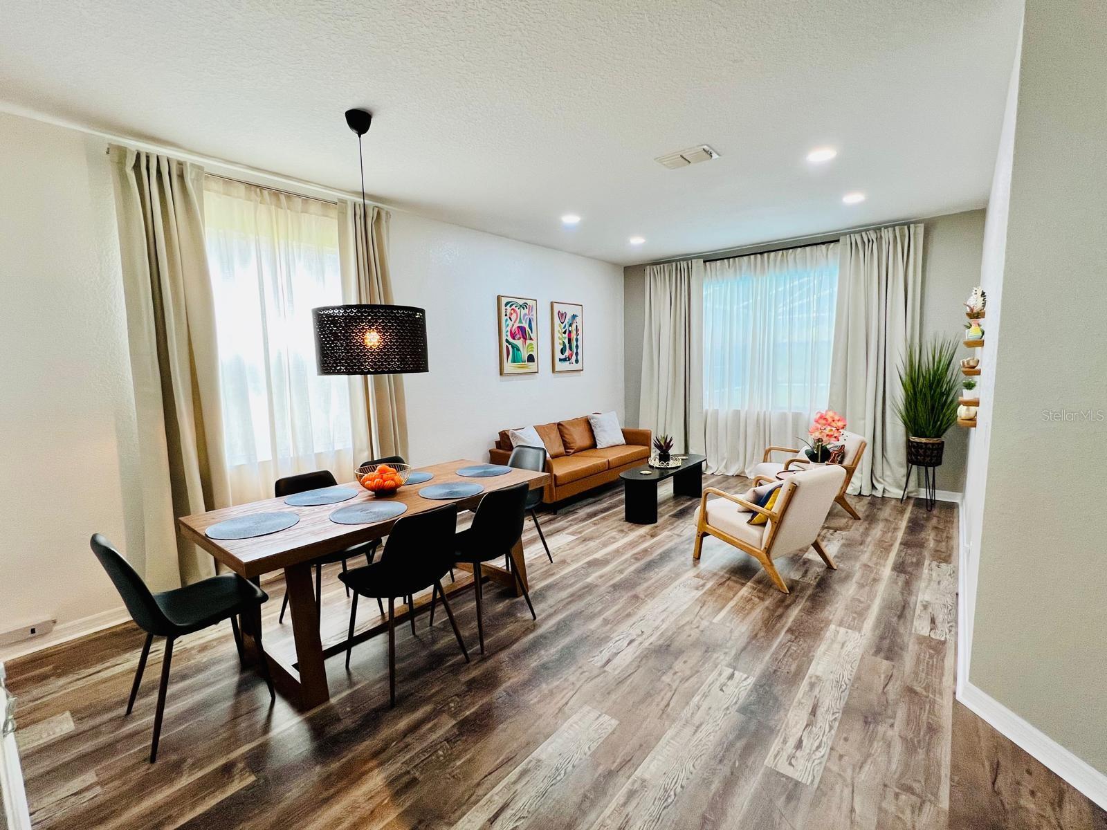 Image 7 of 37 For 254 Gleneagles Drive