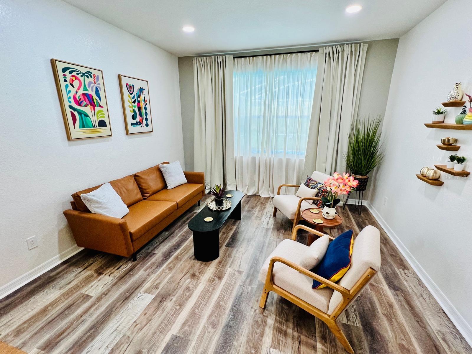 Image 8 of 37 For 254 Gleneagles Drive