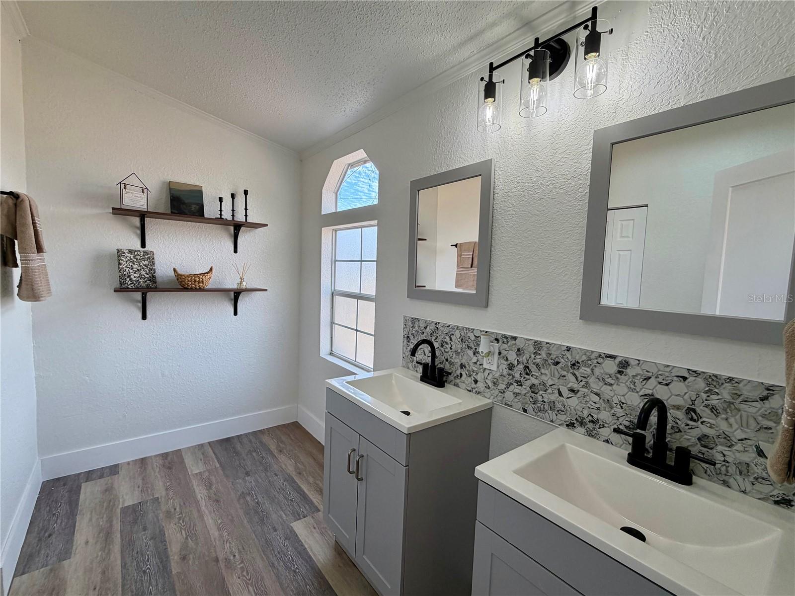 Image 13 of 26 For 2222 150th Street