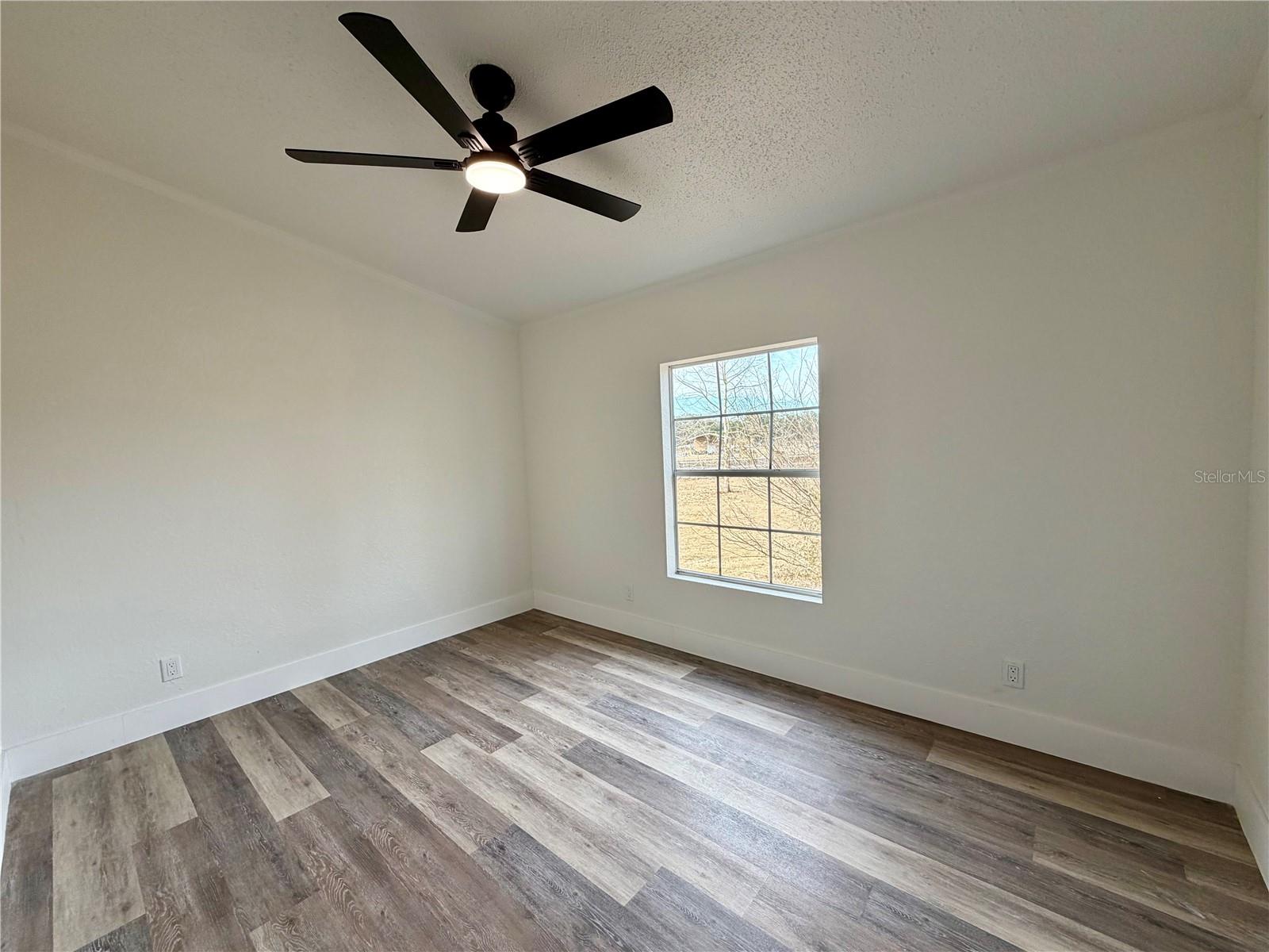 Image 15 of 26 For 2222 150th Street